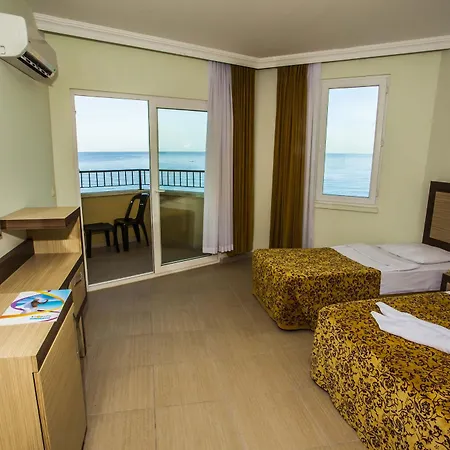 فندق Kleopatra 4*