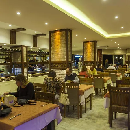 Hotel Kleopatra 4*