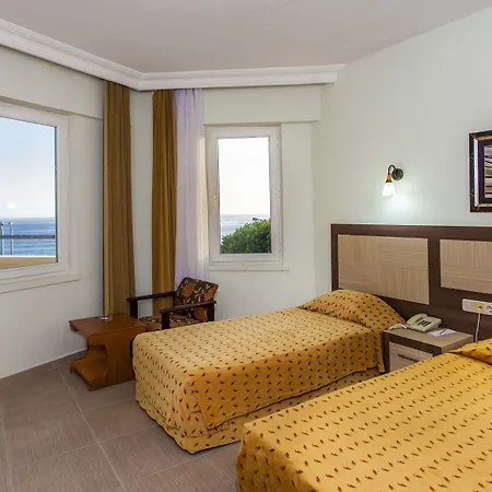 Ξενοδοχείο Kleopatra 4*