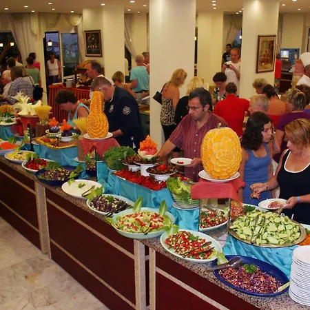 Ξενοδοχείο Kleopatra 4*
